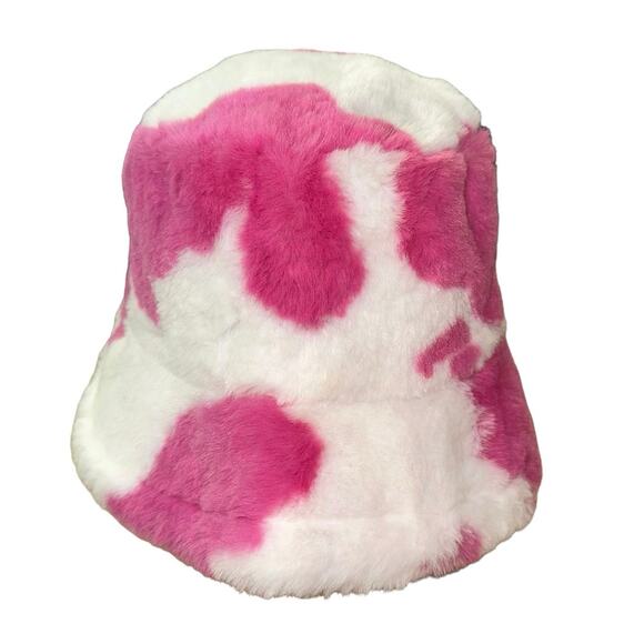 NWOT Fuzzy Pink & White Cow Print Bucket Hat - Picture 1 of 6